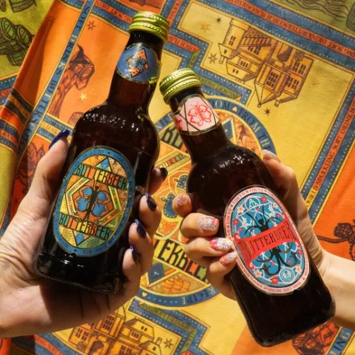 スタジオツアー東京 映画『ハリー・ポッター』の世界観を再現したショップグッズ バタービールの東京限定デザインボトル